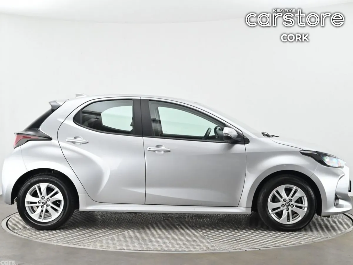 Toyota Yaris Hatchback, Petrol, 2024, Grey