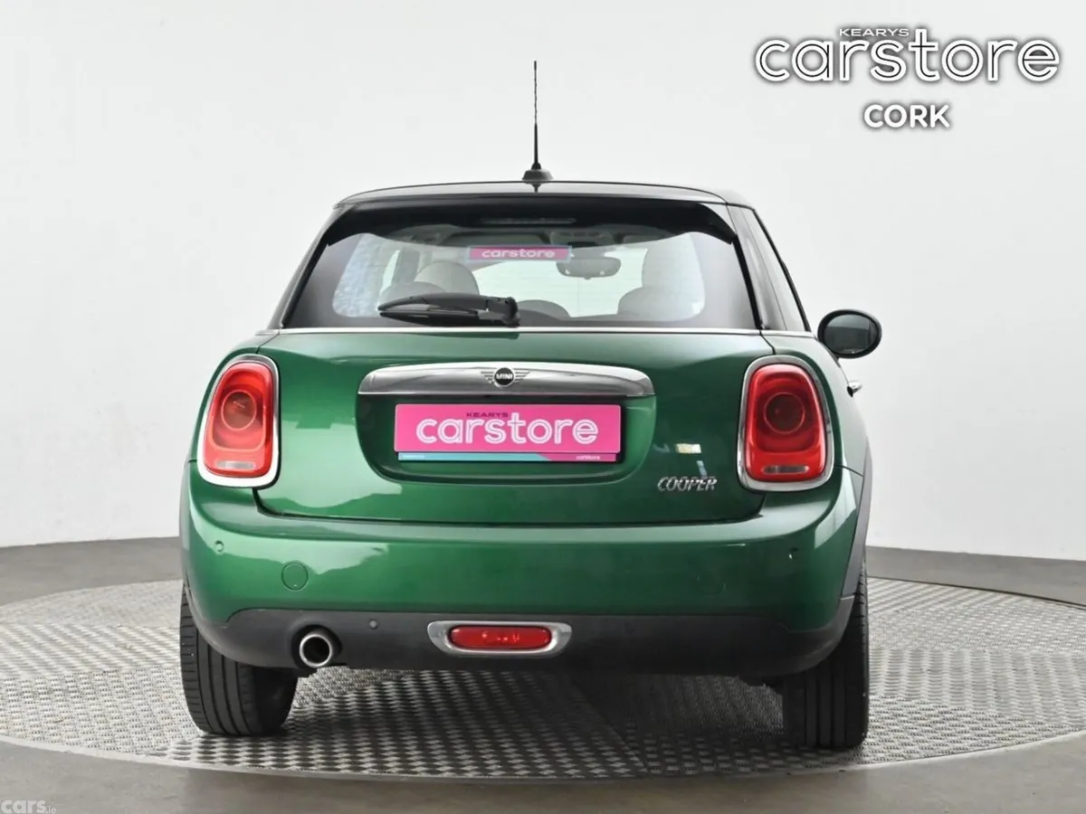Mini Cooper Hatchback, Petrol, 2020, Green
