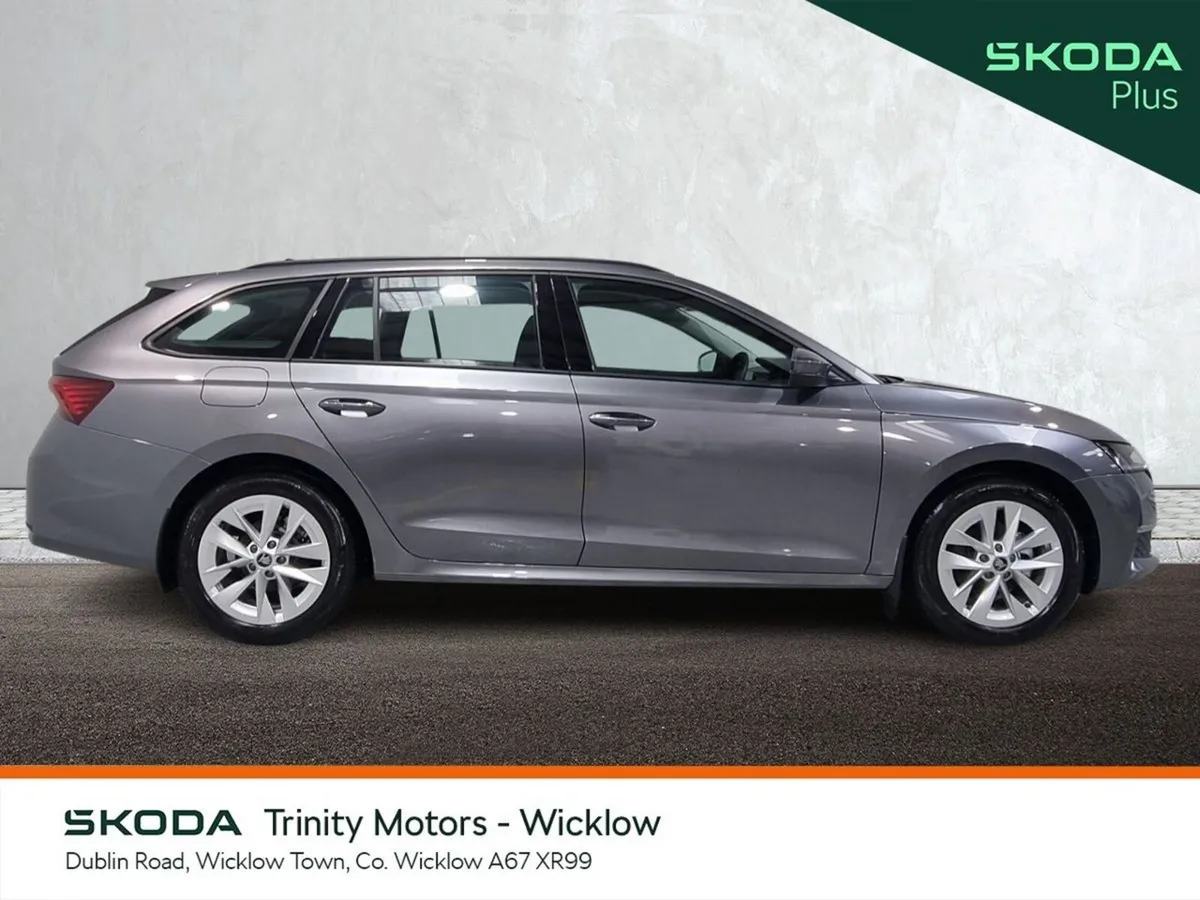 Skoda Octavia Estate, Diesel, 2026, Grey