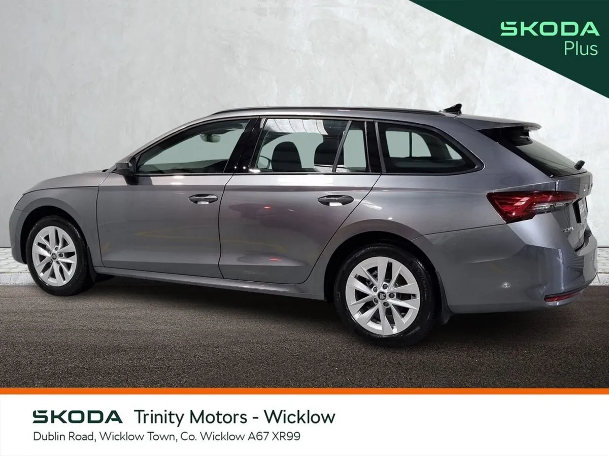 Skoda Octavia Estate, Diesel, 2026, Grey