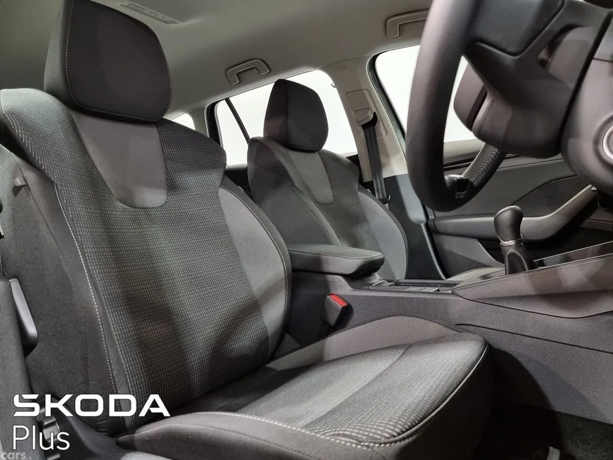 Skoda Octavia Estate, Diesel, 2026, Grey