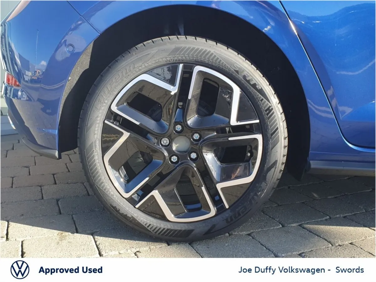 Volkswagen Polo Hatchback, Petrol, 2026, Blue