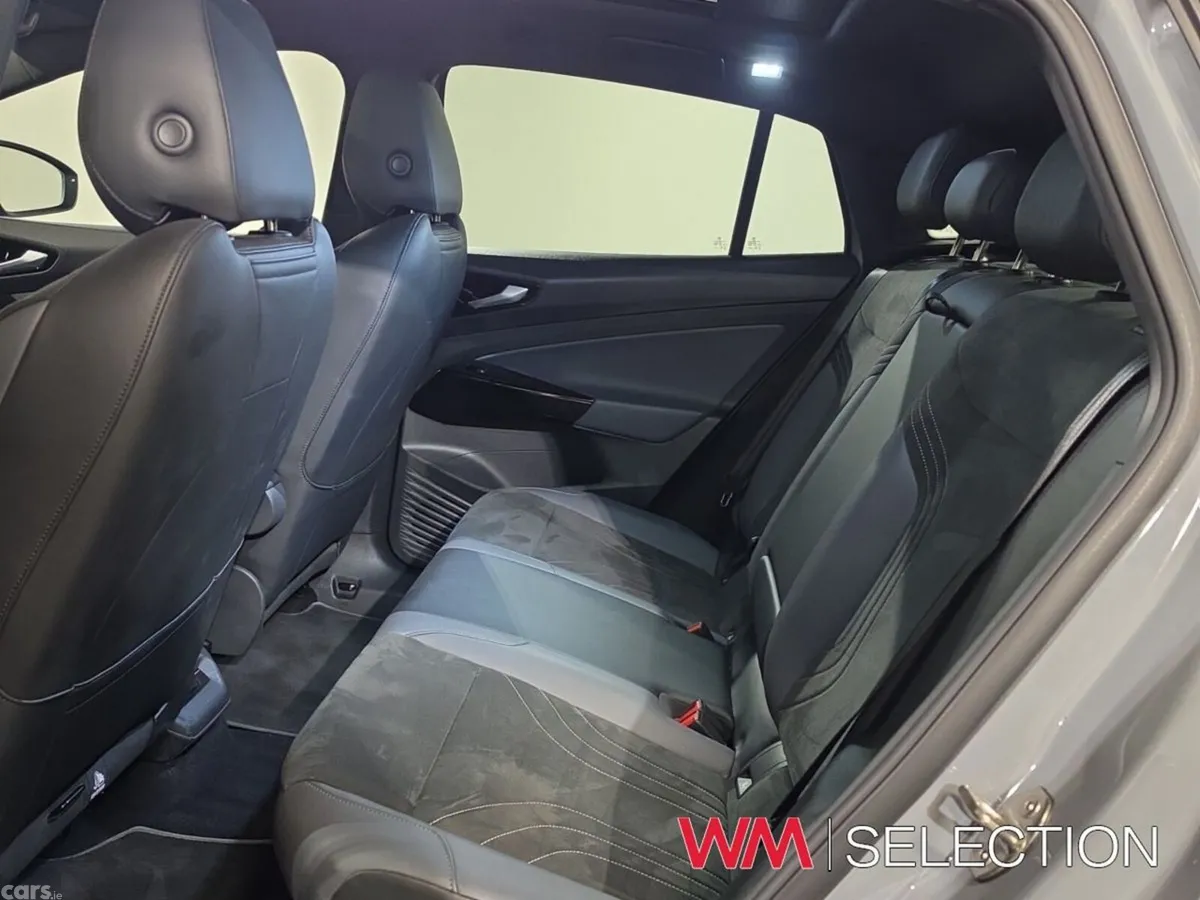 Volkswagen ID.5 Estate, Electric, 2023, Grey