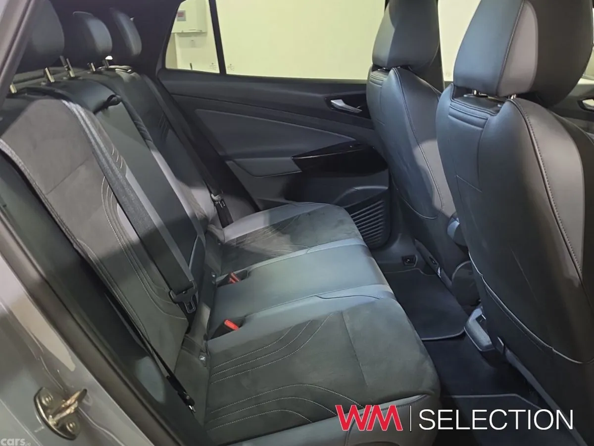 Volkswagen ID.5 Estate, Electric, 2023, Grey