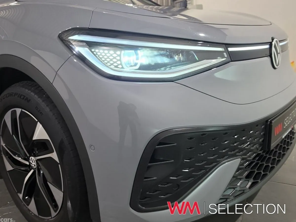 Volkswagen ID.5 Estate, Electric, 2023, Grey