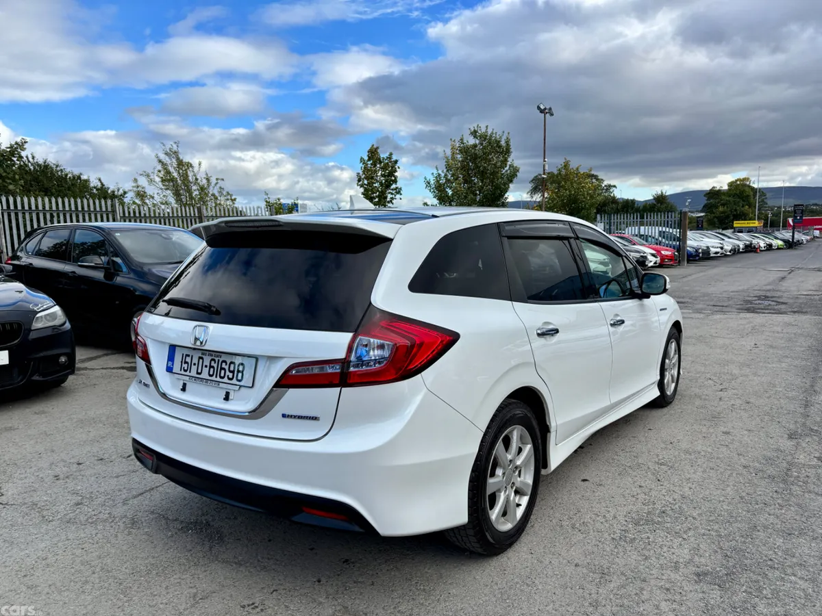 Honda Jade MPV, Petrol Hybrid, 2015, White