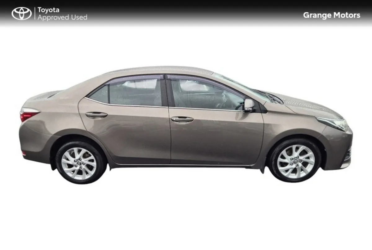 Toyota Corolla Saloon, Diesel, 2017, Grey