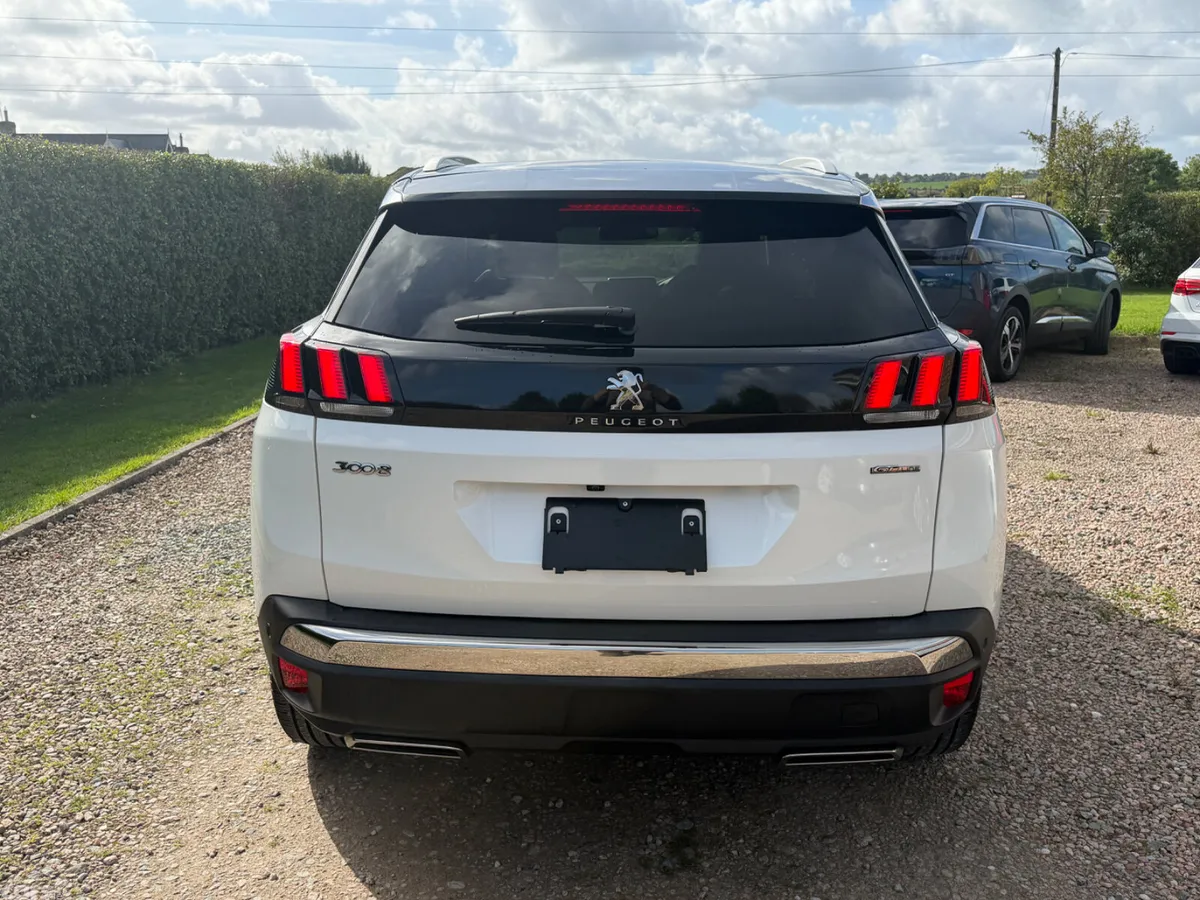 Peugeot 3008 SUV, Diesel, 2021, White