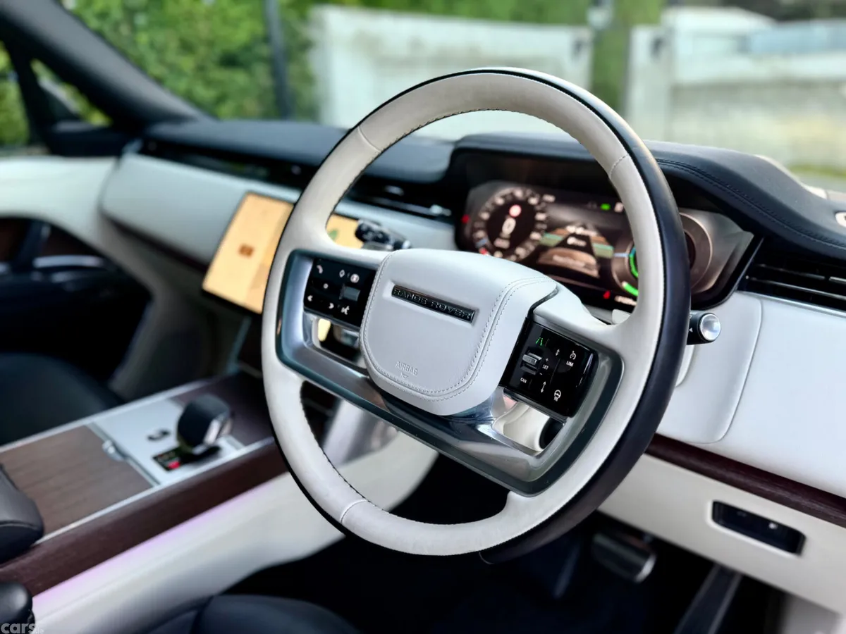 Land Rover Range Rover SUV, Petrol Plug-in Hybrid, 2025, Black