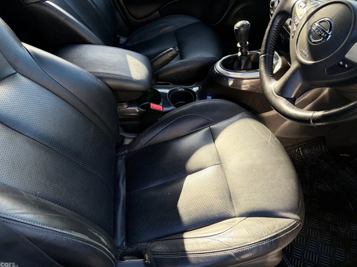 Nissan Juke SUV, Diesel, 2015, Grey
