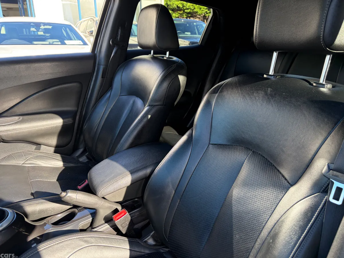 Nissan Juke SUV, Diesel, 2015, Grey