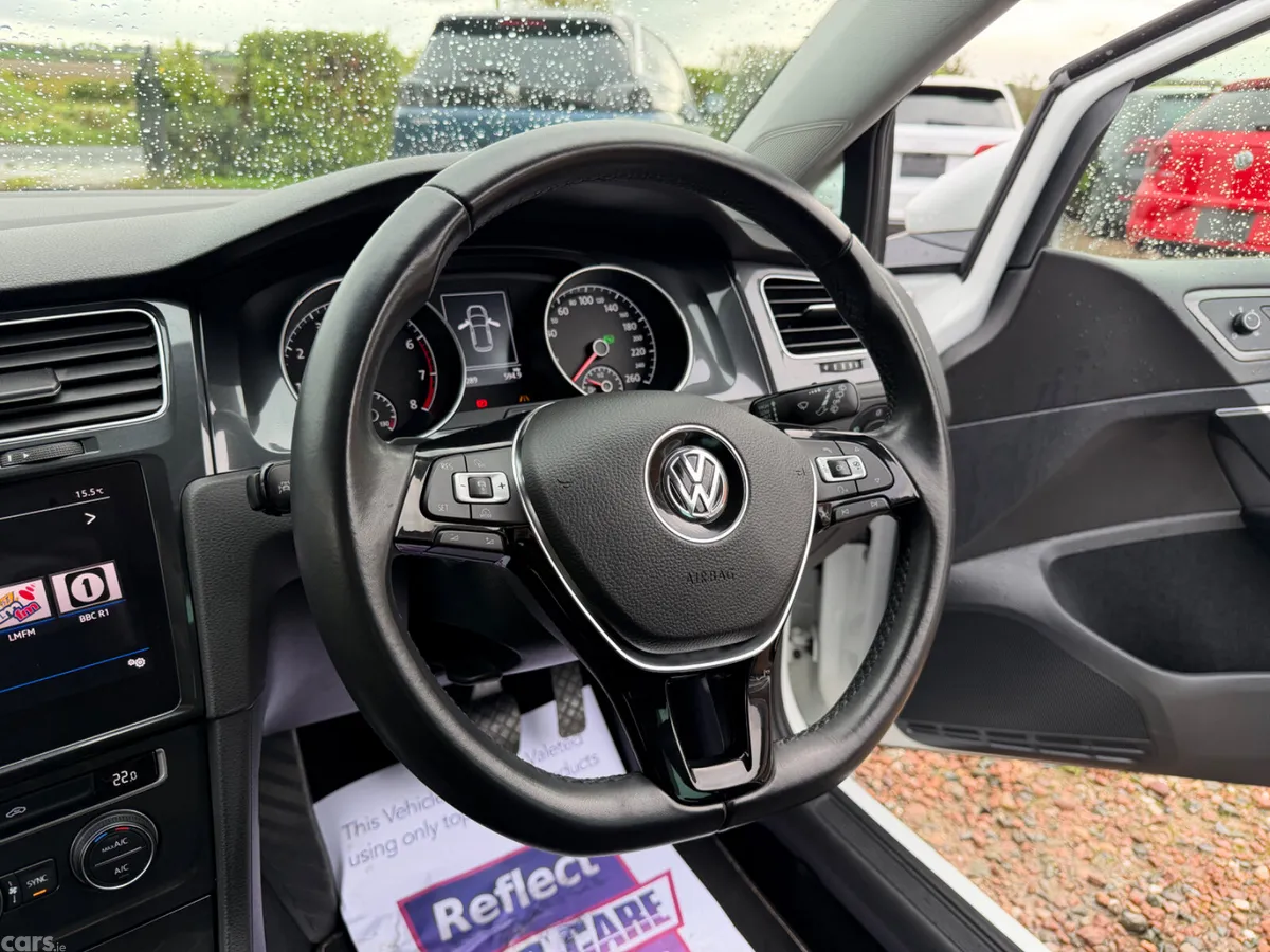 Volkswagen Golf Hatchback, Petrol, 2017, White