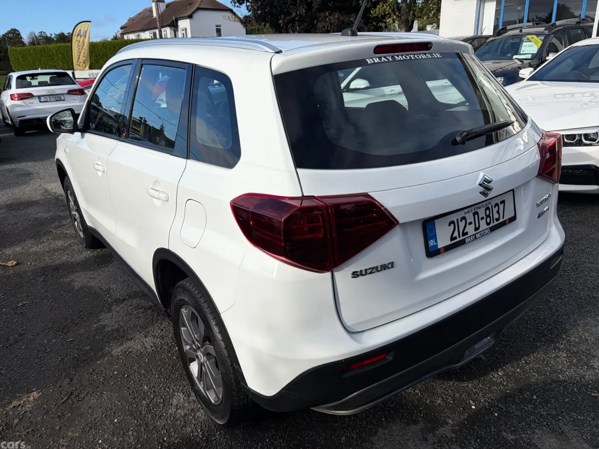 Suzuki Vitara SUV, Petrol Hybrid, 2021, White