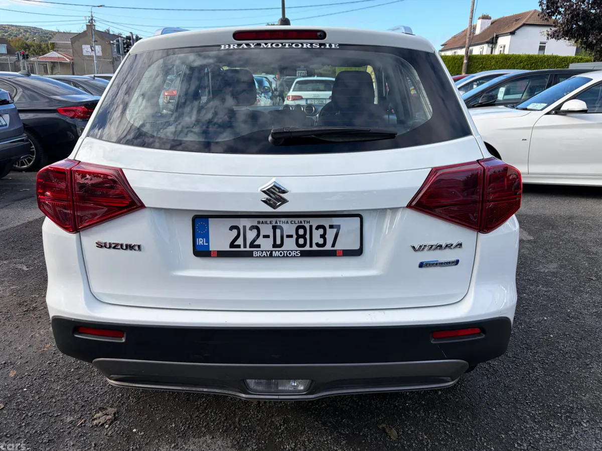 Suzuki Vitara SUV, Petrol Hybrid, 2021, White