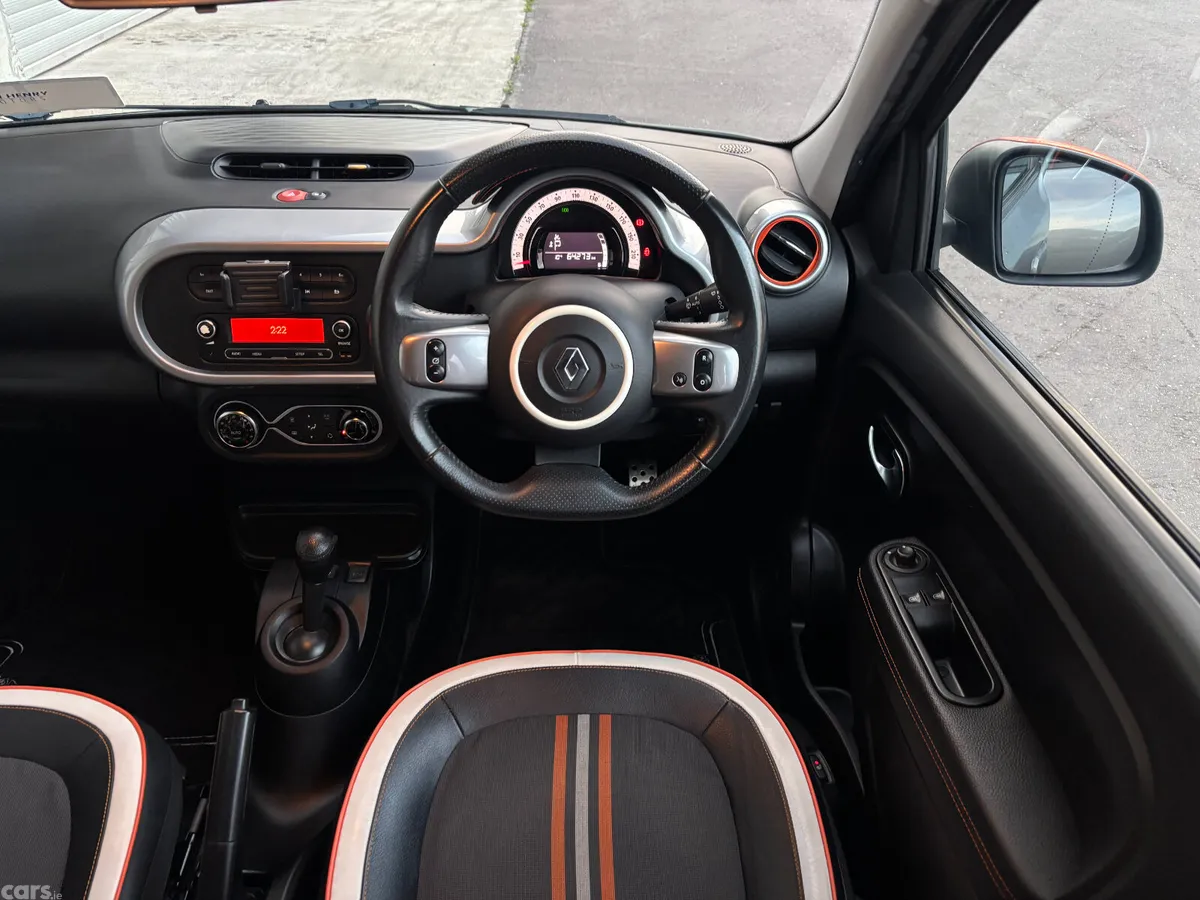 Renault Twingo Hatchback, Petrol, 2019, Grey