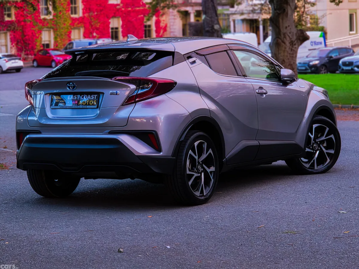 Toyota C-HR SUV, Petrol Hybrid, 2019, Grey