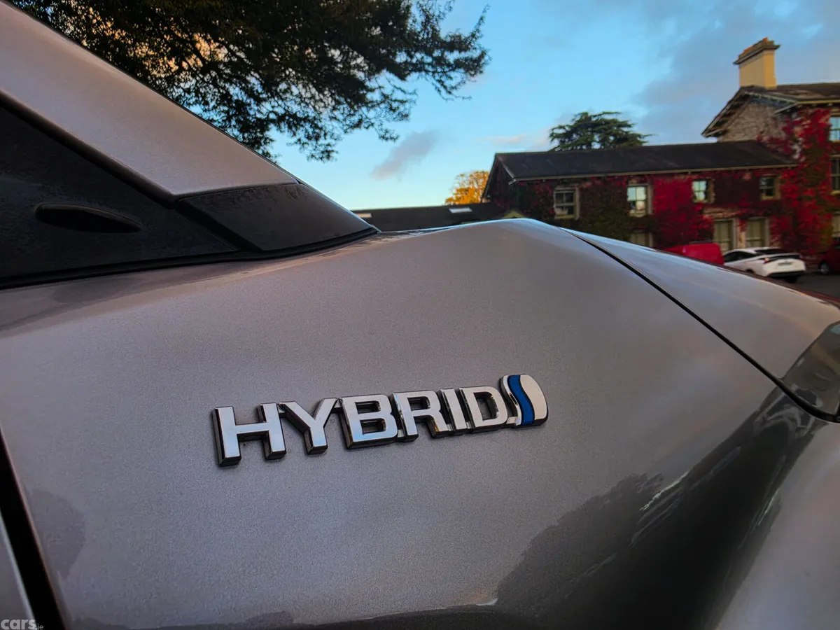 Toyota C-HR SUV, Petrol Hybrid, 2019, Grey