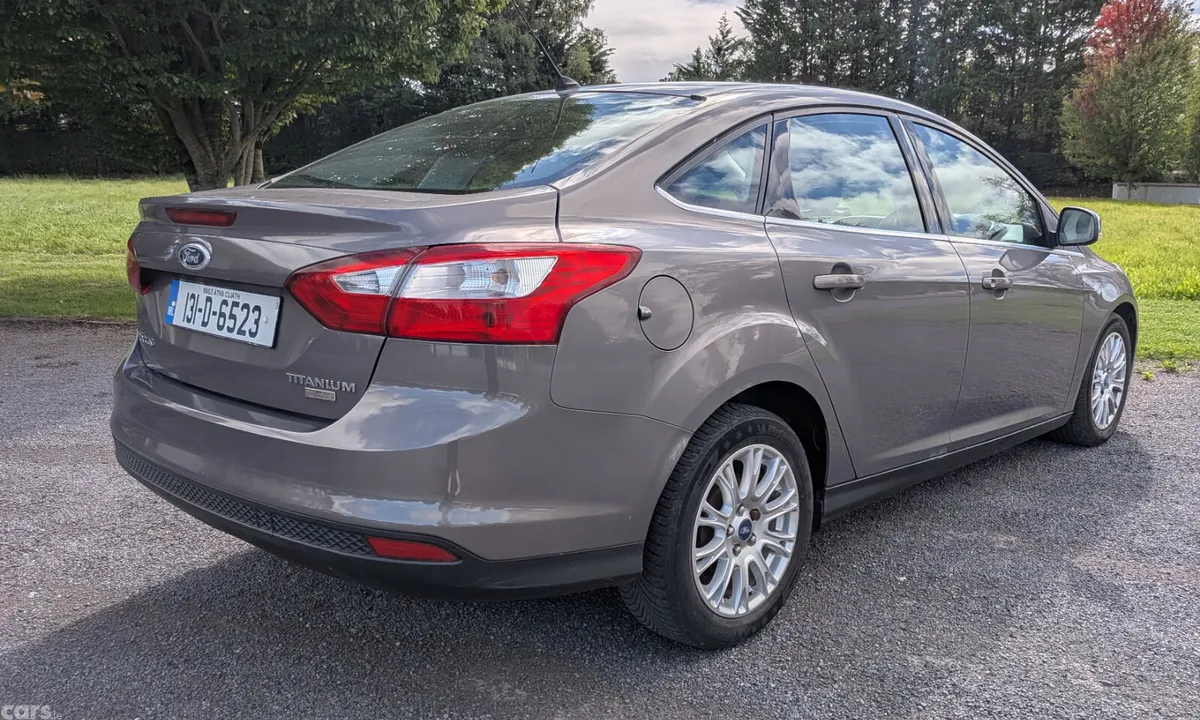 Ford Focus Saloon, Diesel, 2013, Brown