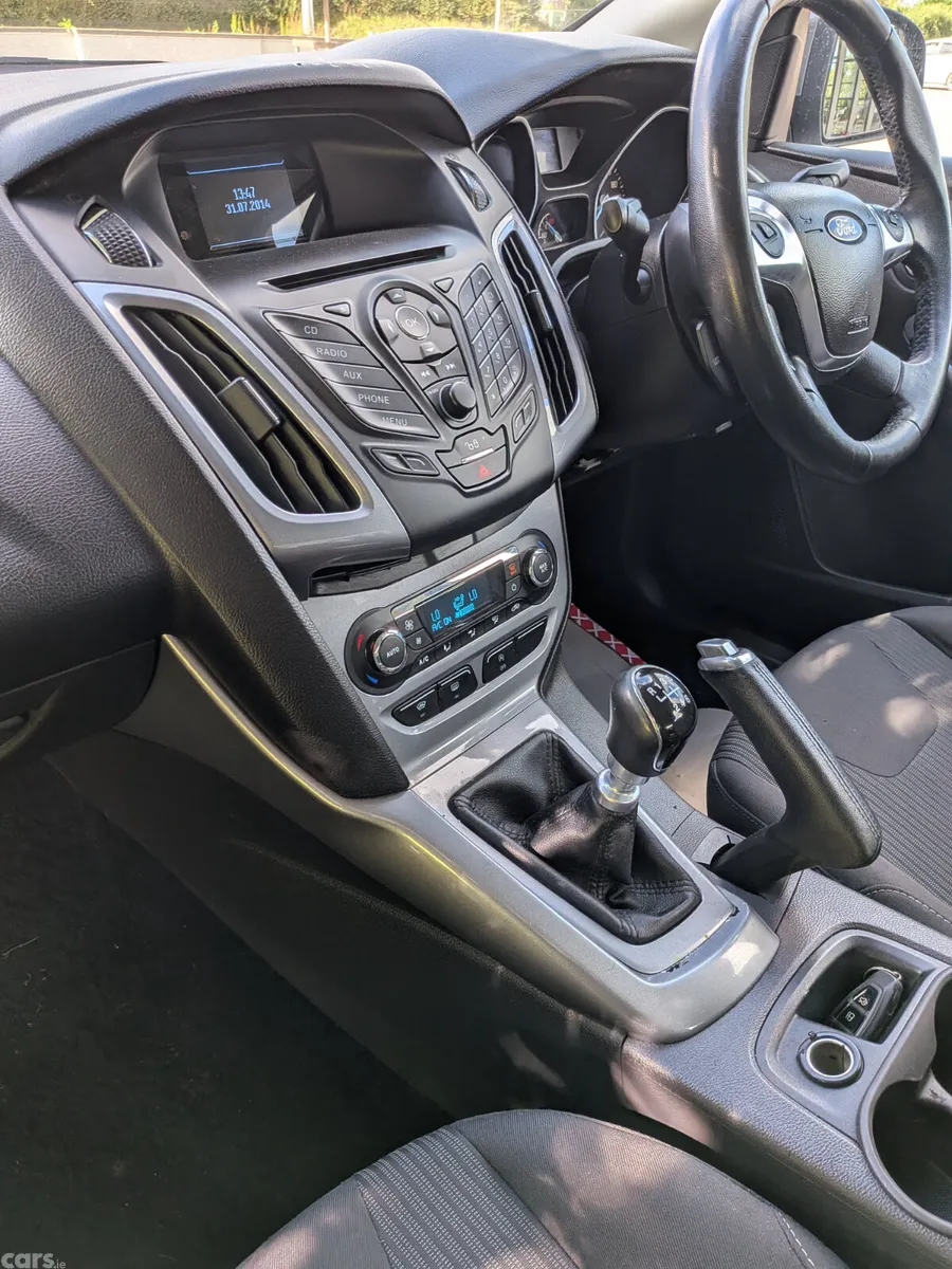 Ford Focus Saloon, Diesel, 2013, Brown