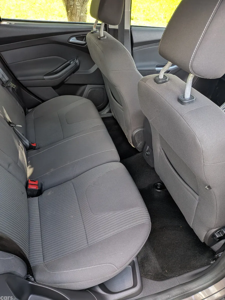 Ford Focus Saloon, Diesel, 2013, Brown