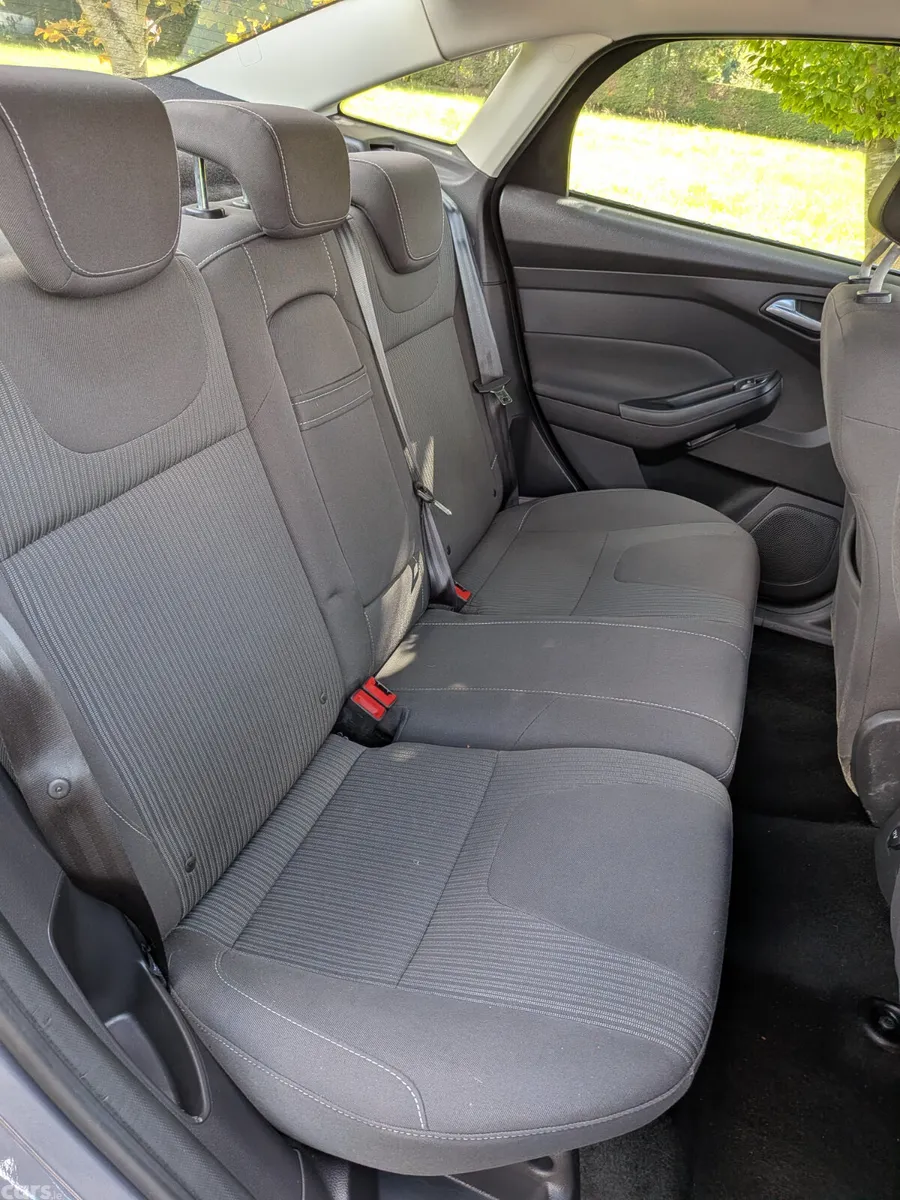 Ford Focus Saloon, Diesel, 2013, Brown