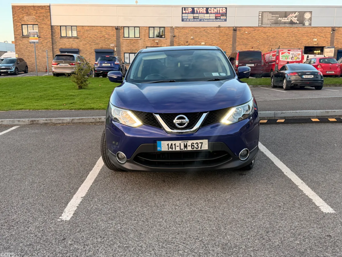 Nissan Qashqai Hatchback, Diesel, 2014, Blue