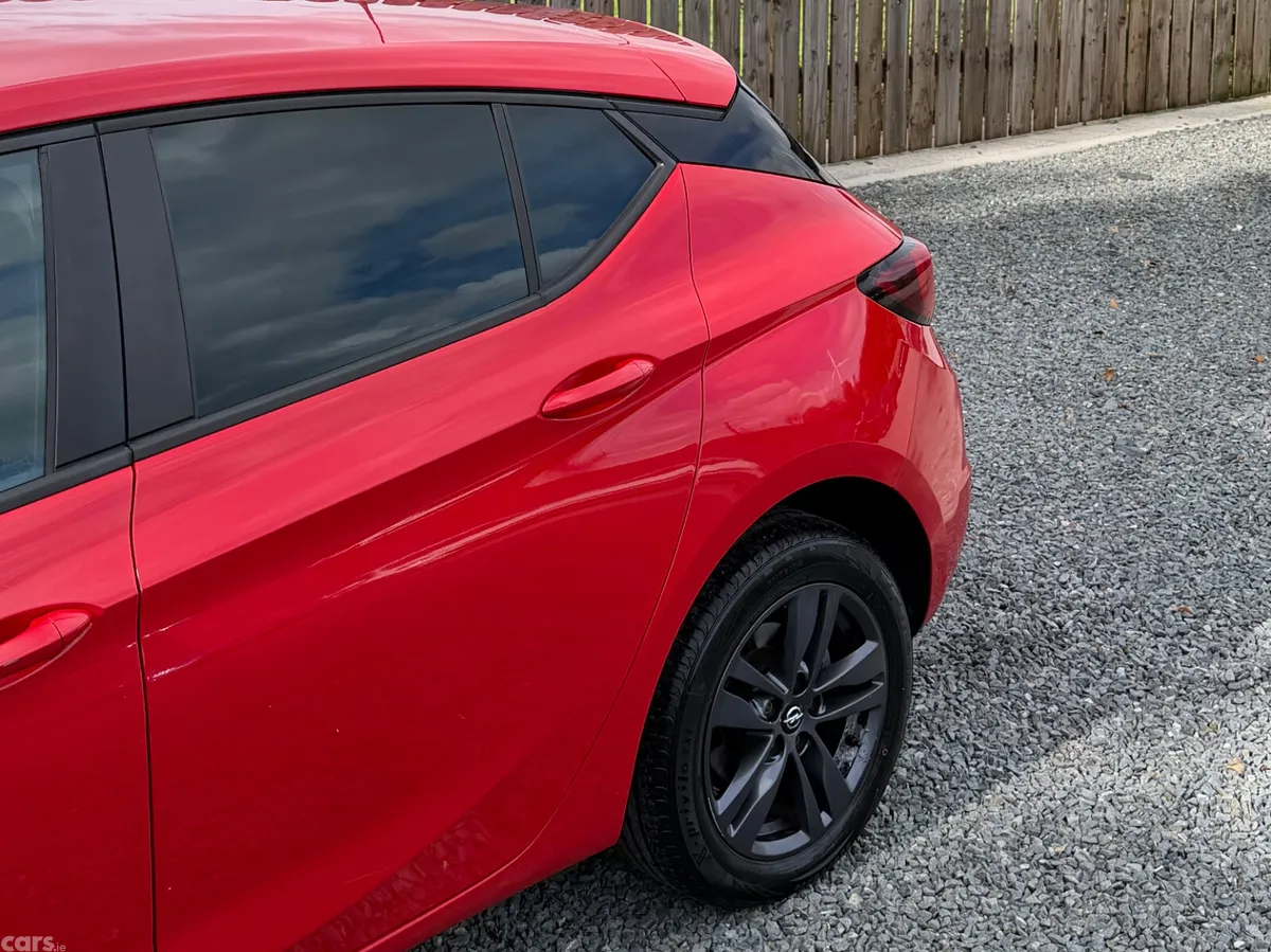 Opel Astra Hatchback, Diesel, 2019, Red