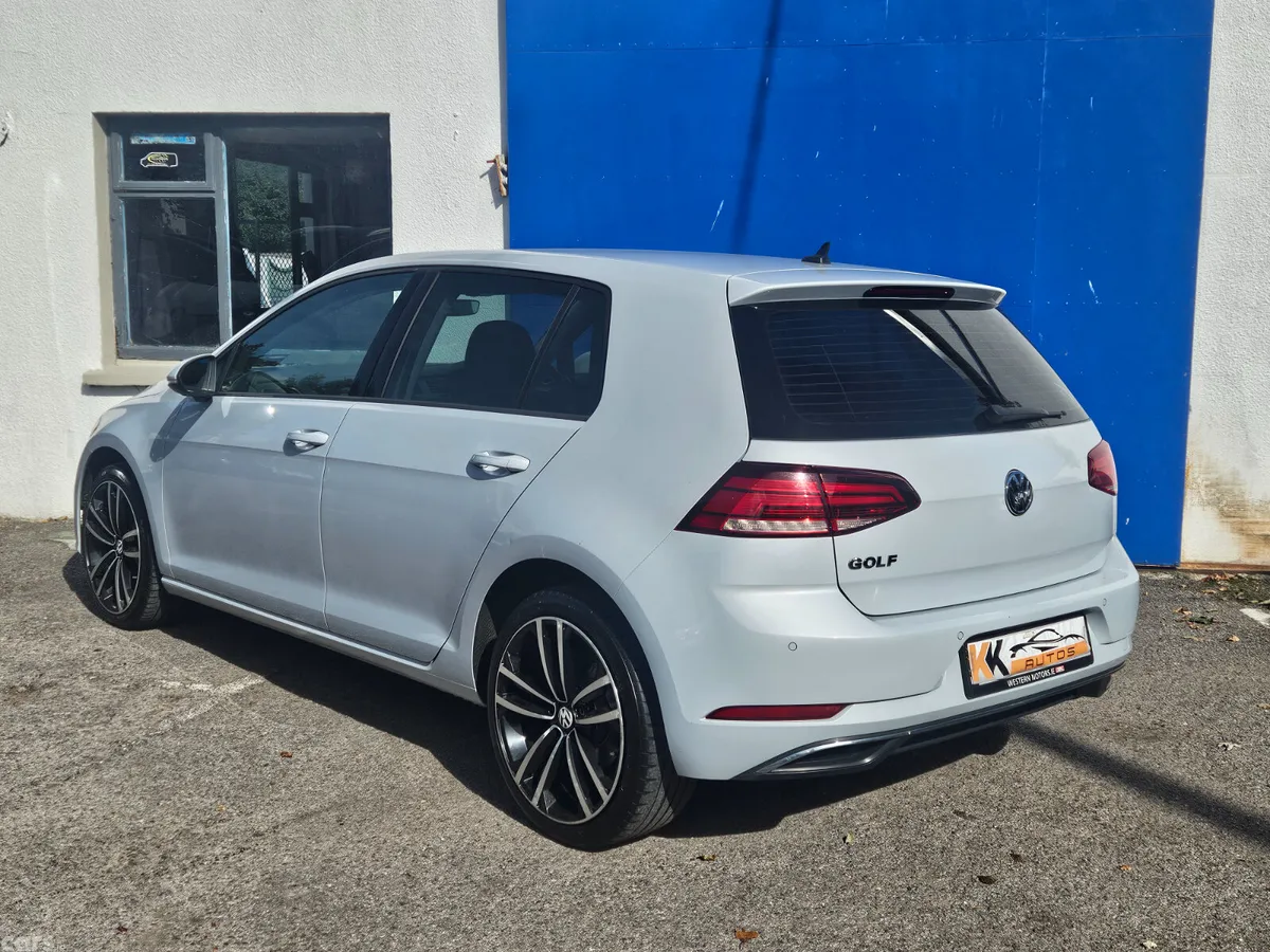 Volkswagen Golf Hatchback, Diesel, 2019, Silver