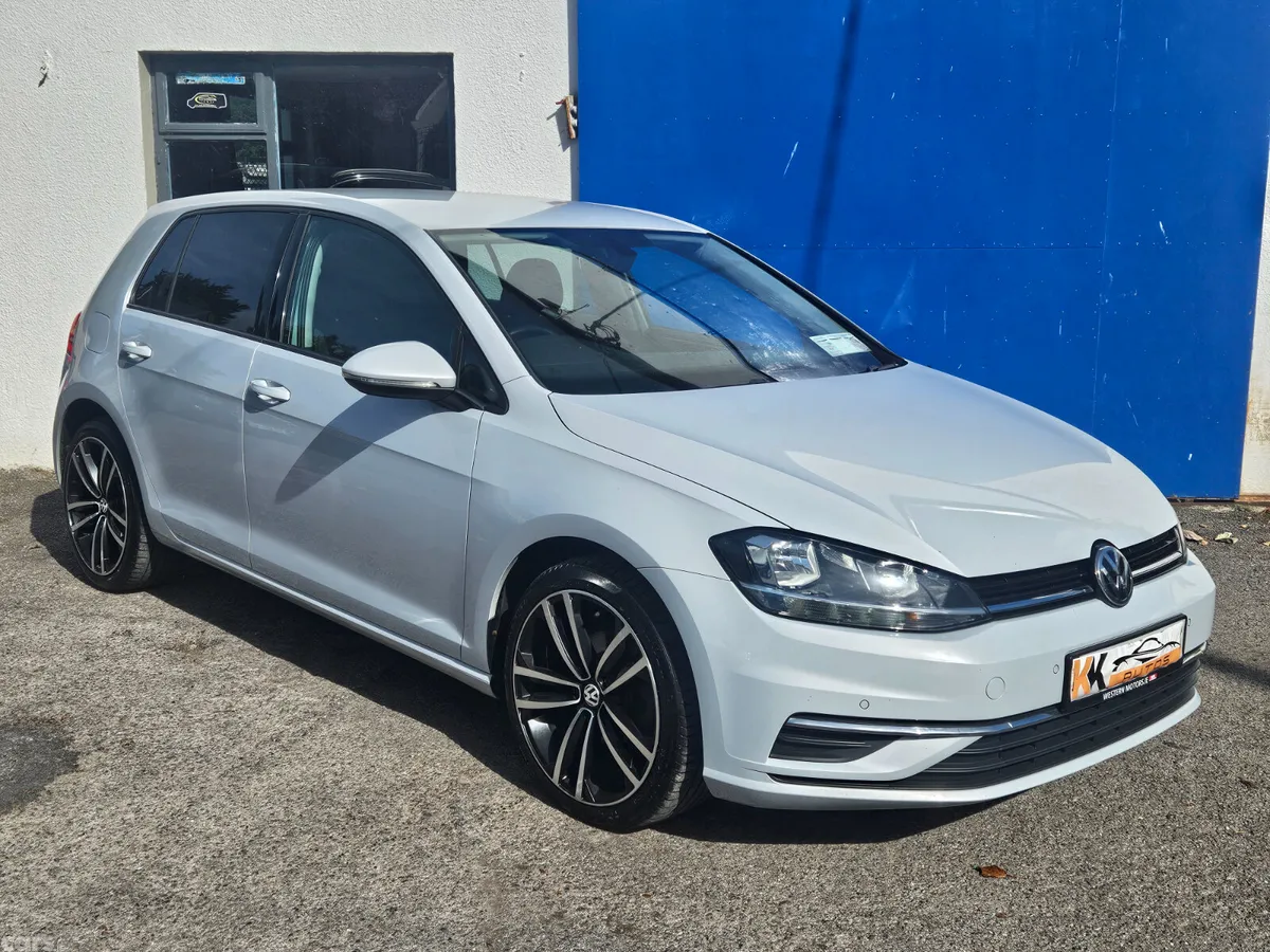 Volkswagen Golf Hatchback, Diesel, 2019, Silver