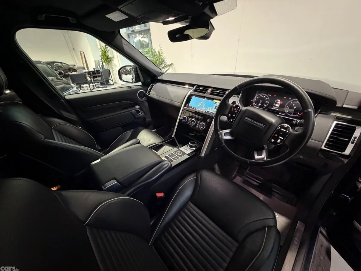 Land Rover Discovery SUV, Diesel, 2020, Blue
