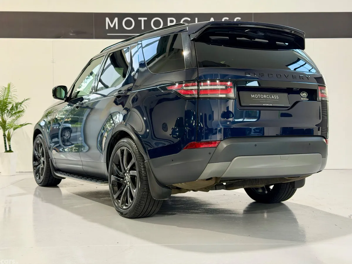 Land Rover Discovery SUV, Diesel, 2020, Blue