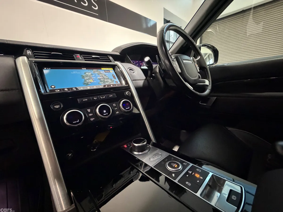 Land Rover Discovery SUV, Diesel, 2020, Blue