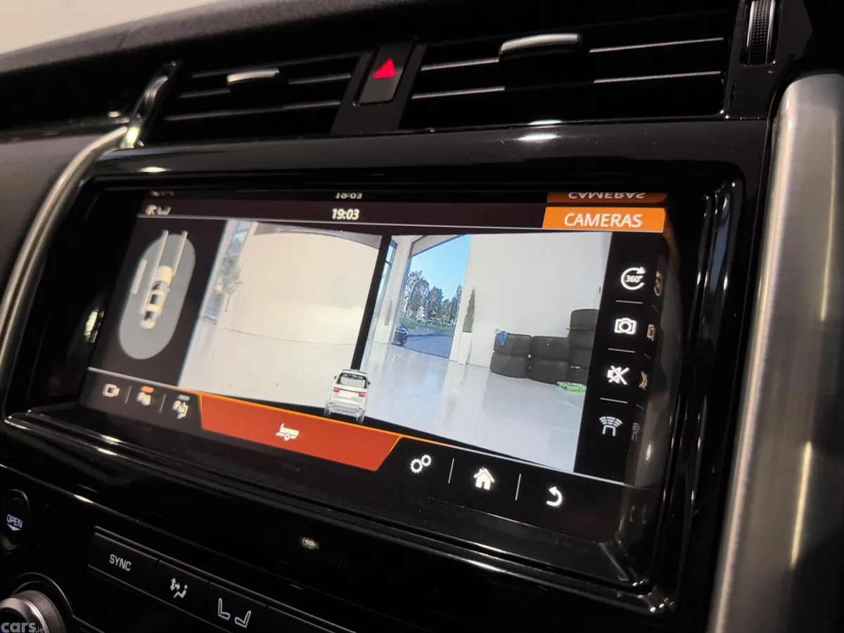 Land Rover Discovery SUV, Diesel, 2020, Blue