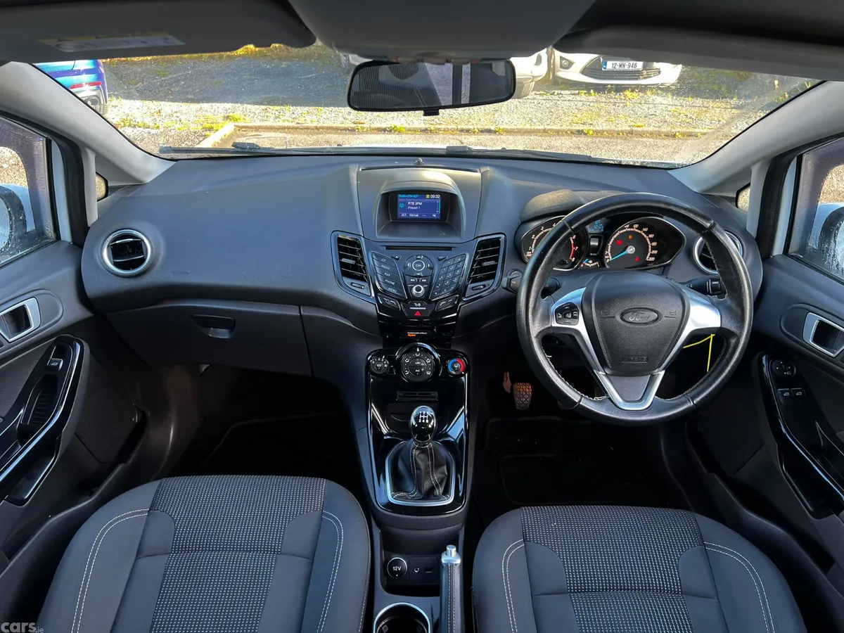 Ford Fiesta Hatchback, Petrol, 2016, White
