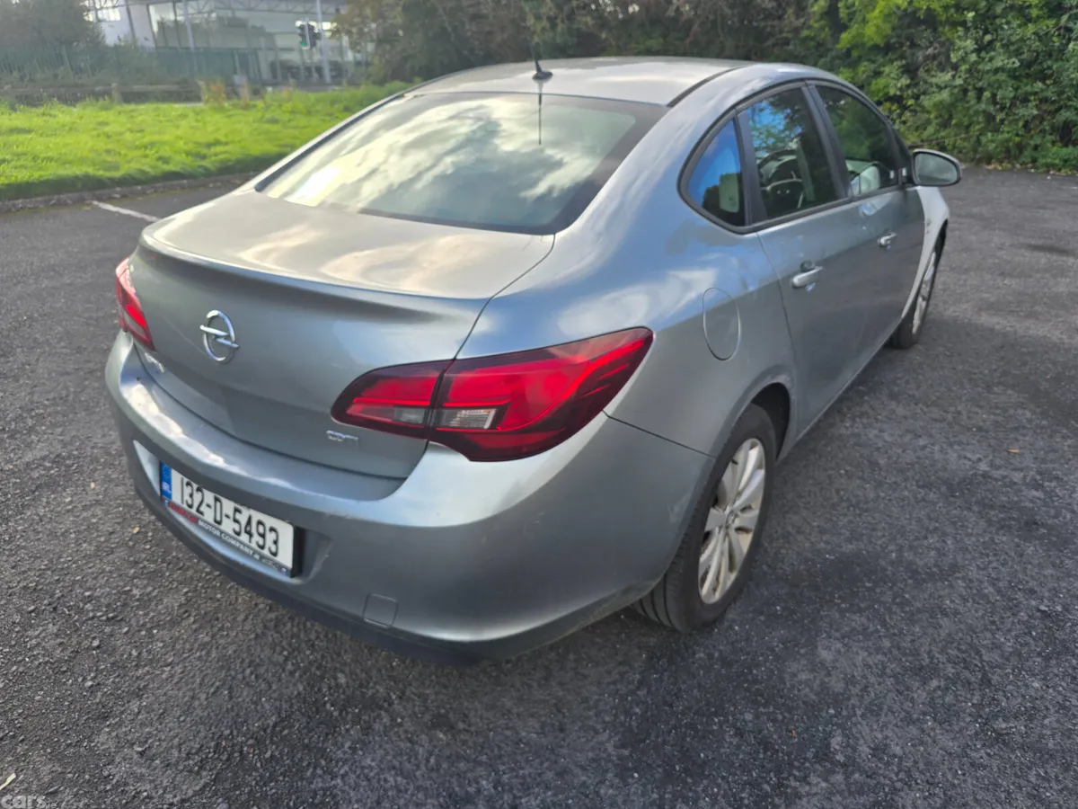 Opel Astra Saloon, Diesel, 2013, Silver