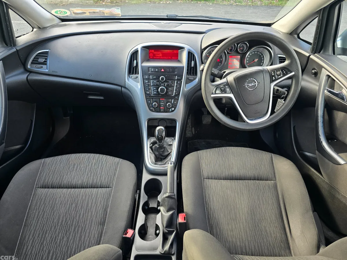 Opel Astra Saloon, Diesel, 2013, Silver