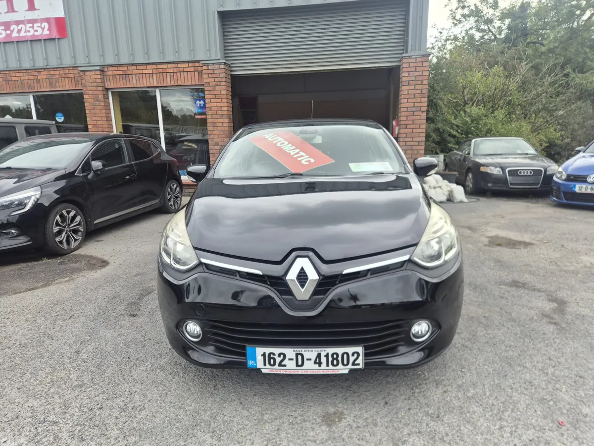 Renault Clio Hatchback, Petrol, 2016, Black