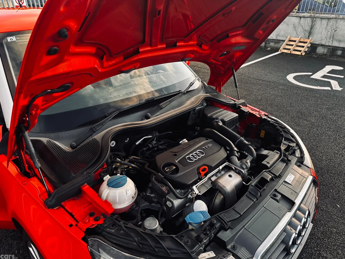 Audi A1 Hatchback, Petrol, 2011, Red