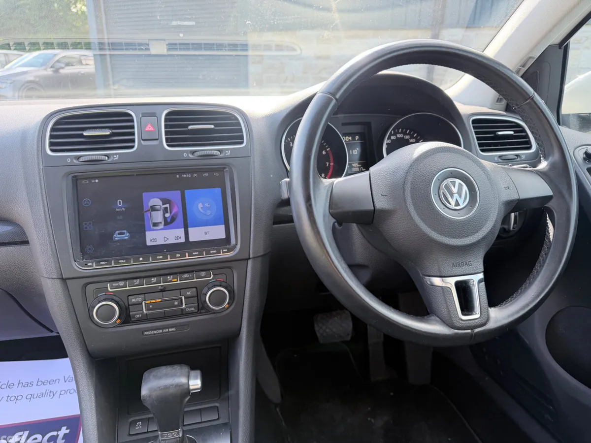 Volkswagen Golf Hatchback, Petrol, 2011, White