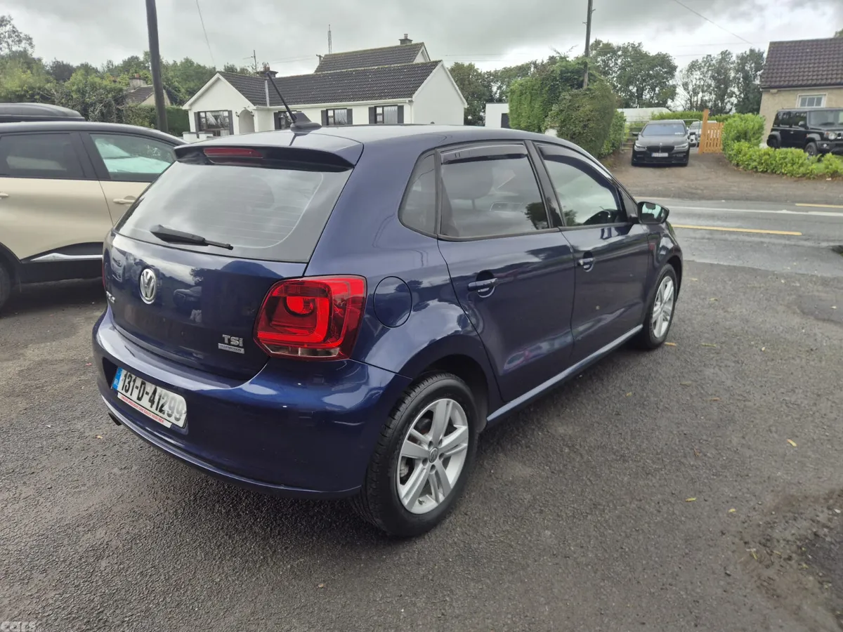 Volkswagen Polo Hatchback, Petrol, 2013, Blue