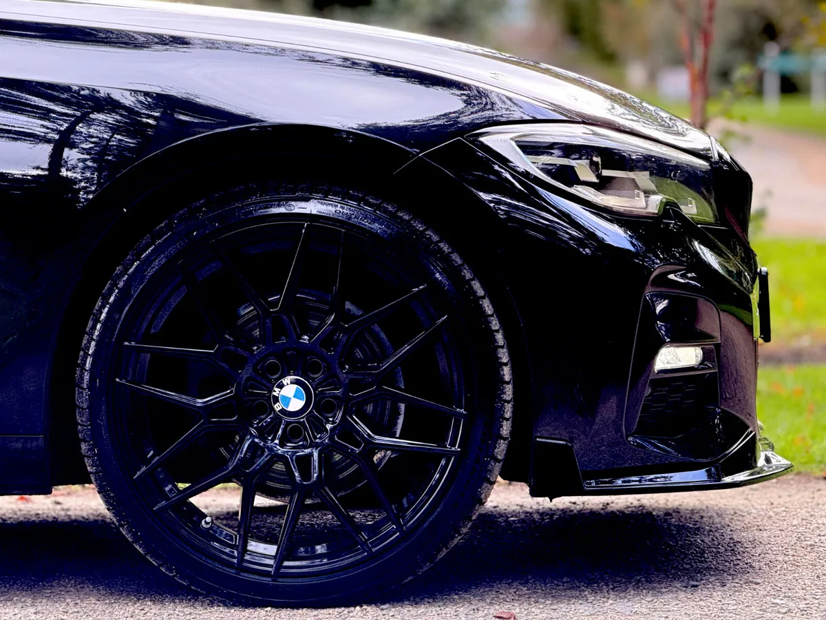 BMW 3-Series Saloon, Diesel, 2022, Black