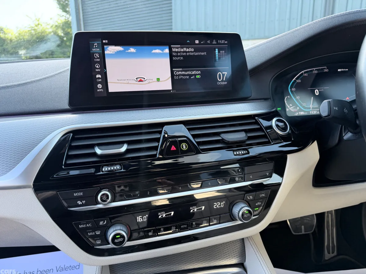 BMW 5-Series Saloon, Petrol Plug-in Hybrid, 2020, Grey
