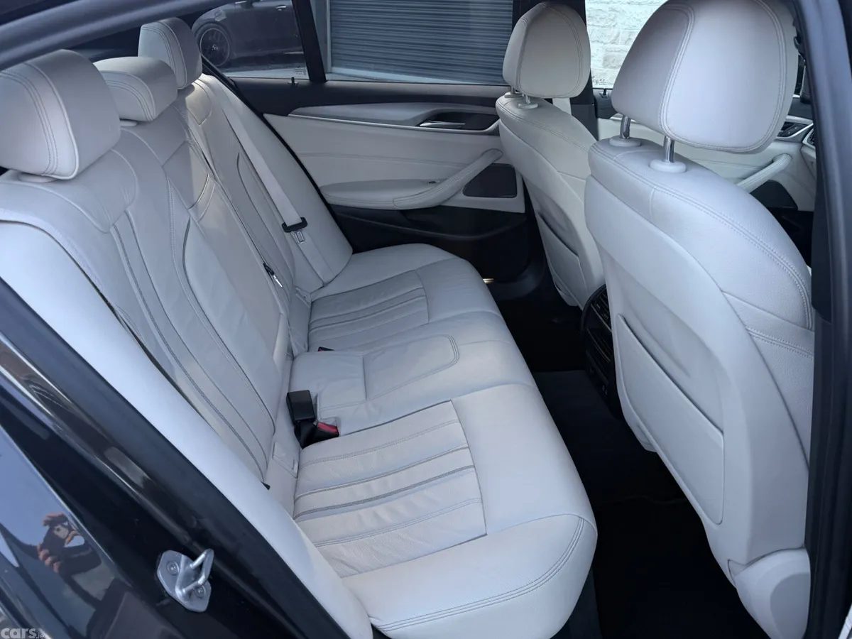 BMW 5-Series Saloon, Petrol Plug-in Hybrid, 2020, Grey