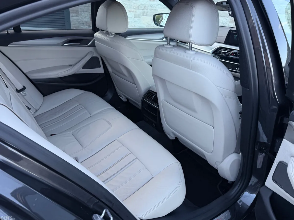 BMW 5-Series Saloon, Petrol Plug-in Hybrid, 2020, Grey
