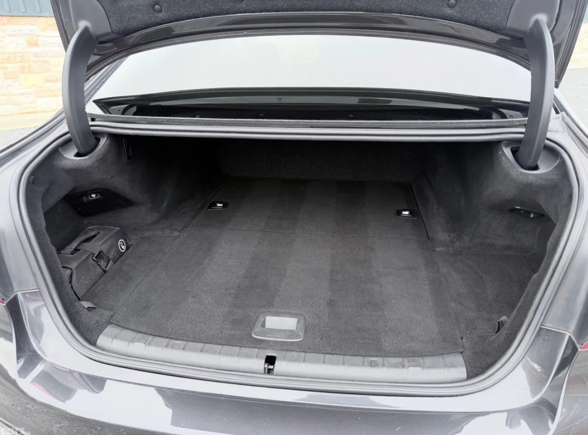 BMW 5-Series Saloon, Petrol Plug-in Hybrid, 2020, Grey
