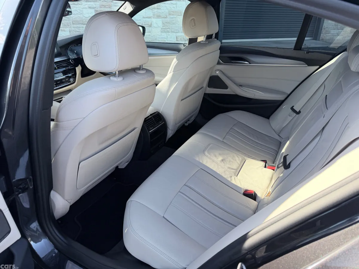 BMW 5-Series Saloon, Petrol Plug-in Hybrid, 2020, Grey