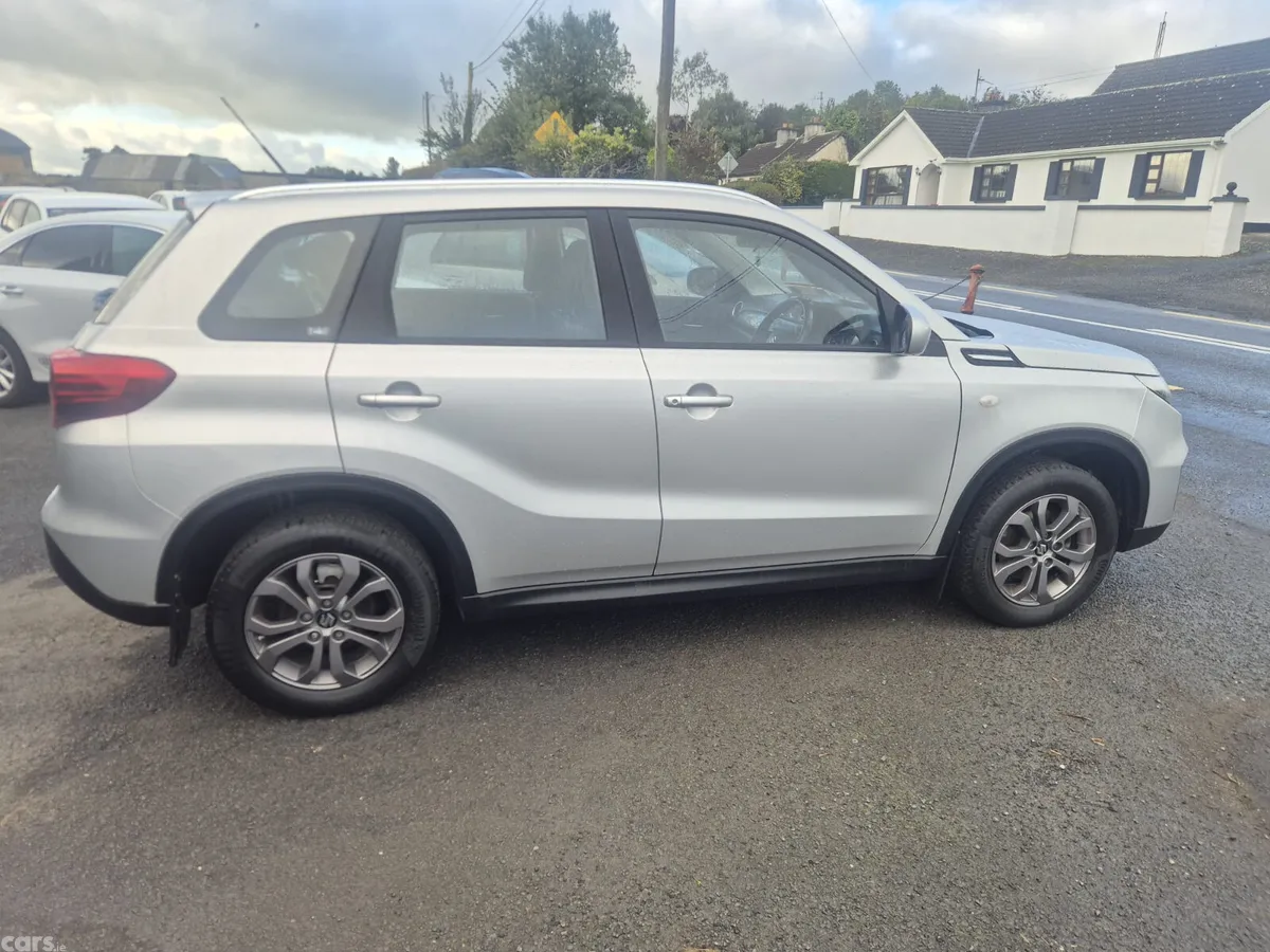 Suzuki Vitara SUV, Petrol, 2021, Grey