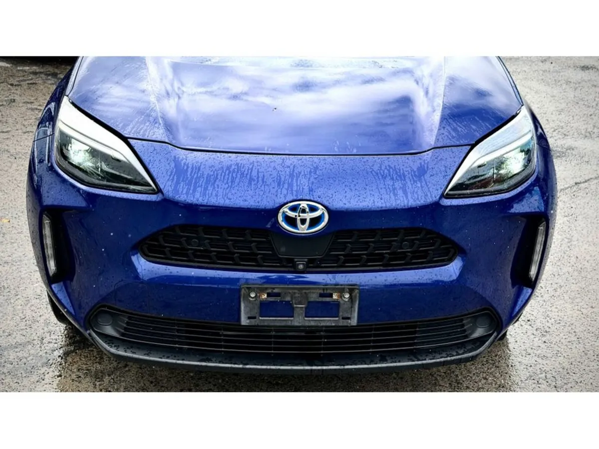 Toyota Yaris Cross SUV, Petrol Hybrid, 2021, Blue