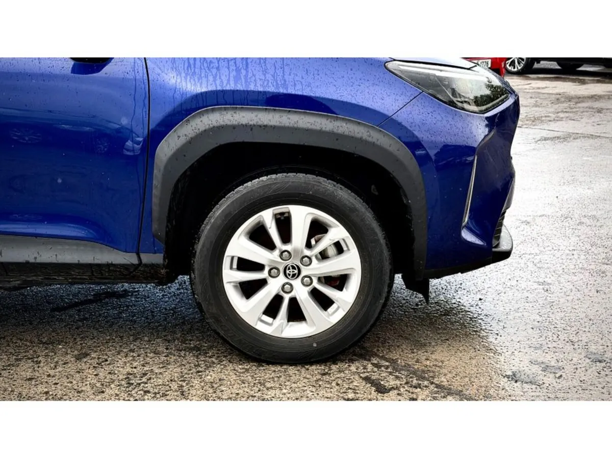 Toyota Yaris Cross SUV, Petrol Hybrid, 2021, Blue