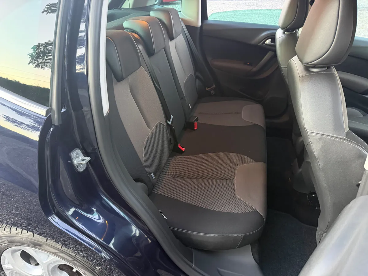 Citroen C3 Hatchback, Petrol, 2013, Blue